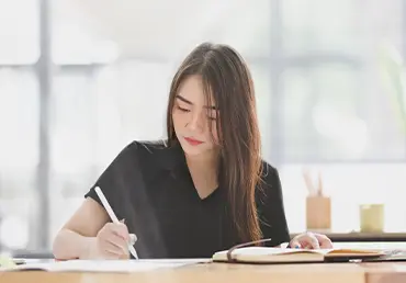 woman-being-productive-studying